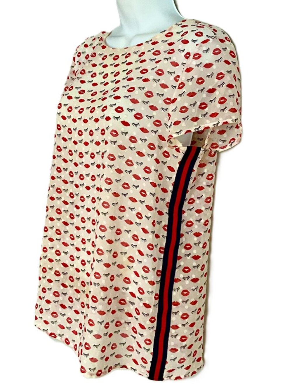 Silk Lips Print Blouse Top Short Sleeve Size US 6